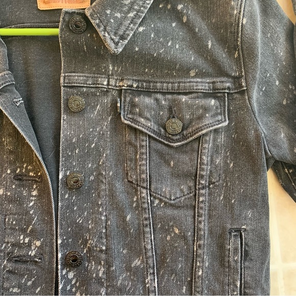 Levi’s jean jacket woman’s black speckled jean jacket - Picture 8 of 15